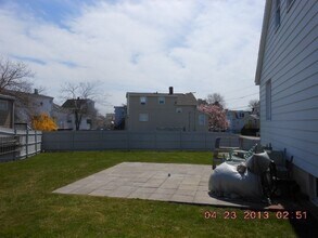 85 Calumet St, Unit #B in Revere, MA - Building Photo - Building Photo