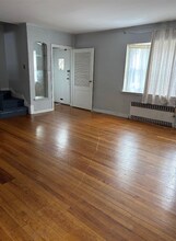 75-84 180th St in Queens, NY - Foto de edificio - Building Photo