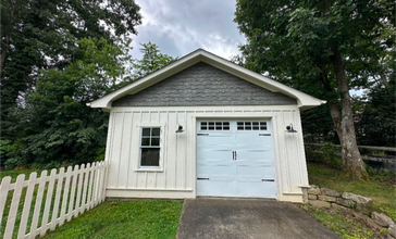 106 4th St in Black Mountain, NC - Building Photo - Building Photo
