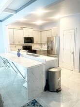 5347 Creekview Way in Morrow, GA - Building Photo - Building Photo
