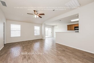 1805 White Feather Ln in Fort Worth, TX - Building Photo - Building Photo