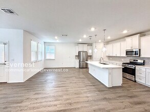 2907 Bronx Dr in Pflugerville, TX - Foto de edificio - Building Photo