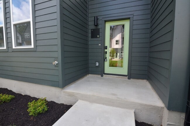 550 Markham St in Nashville, TN - Building Photo - Building Photo