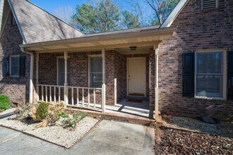 175 Hampton Woods Dr in Fayetteville, GA - Building Photo - Building Photo