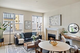 16141 Cleveland St in Redmond, WA - Building Photo