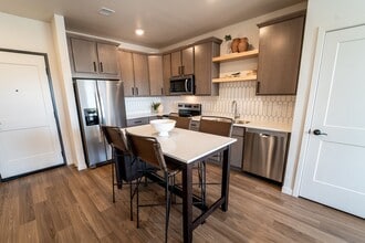 BLOC - New, Never Lived In in Fargo, ND - Building Photo - Building Photo