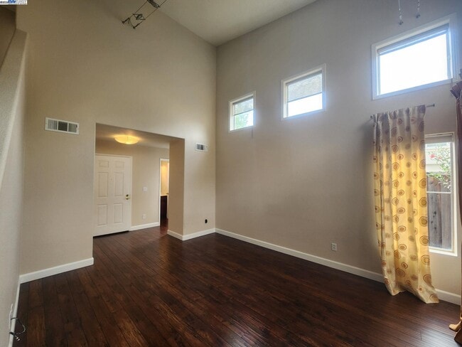 4419 Terra Common in Fremont, CA - Building Photo - Building Photo