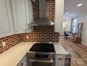 29 Woodrow Ave in Asheville, NC - Building Photo - Building Photo