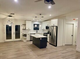 7810 Copperas Dr in Austin, TX - Building Photo