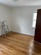 88-42 240th St in Queens, NY - Building Photo - Building Photo
