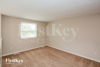 5729 Ensenada Ave in Indianapolis, IN - Building Photo - Building Photo