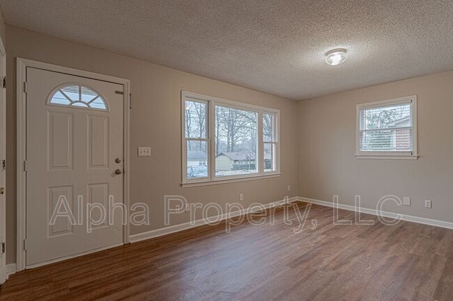 30 Cox St in Travelers Rest, SC - Building Photo - Building Photo