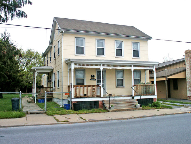 561 E Church St in Frederick, MD - Building Photo - Building Photo