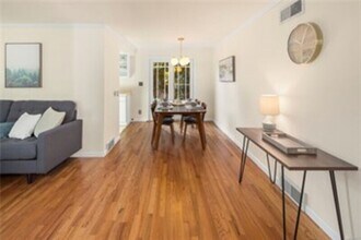 3247 NE 97th St in Seattle, WA - Building Photo - Building Photo