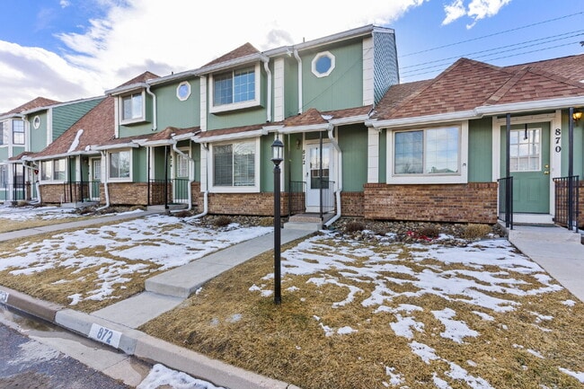 Upgraded 3-Bed Townhome Just Minutes from