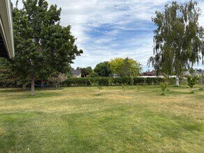 4727 Shorecrest Dr NE in Moses Lake, WA - Building Photo - Building Photo