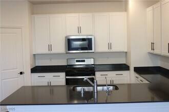 3750 Battipaglia Ave in Henderson, NV - Building Photo - Building Photo