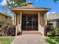 1311 Antoine Dr photo'