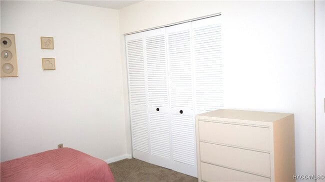 property at 115 E Hartford St