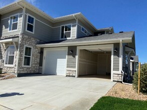 4153 N Park Dr in Loveland, CO - Building Photo - Building Photo