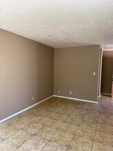 1540 Glendale Ct SE in Rio Rancho, NM - Building Photo - Building Photo