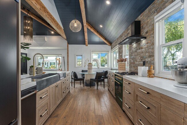 property at 135 N C St