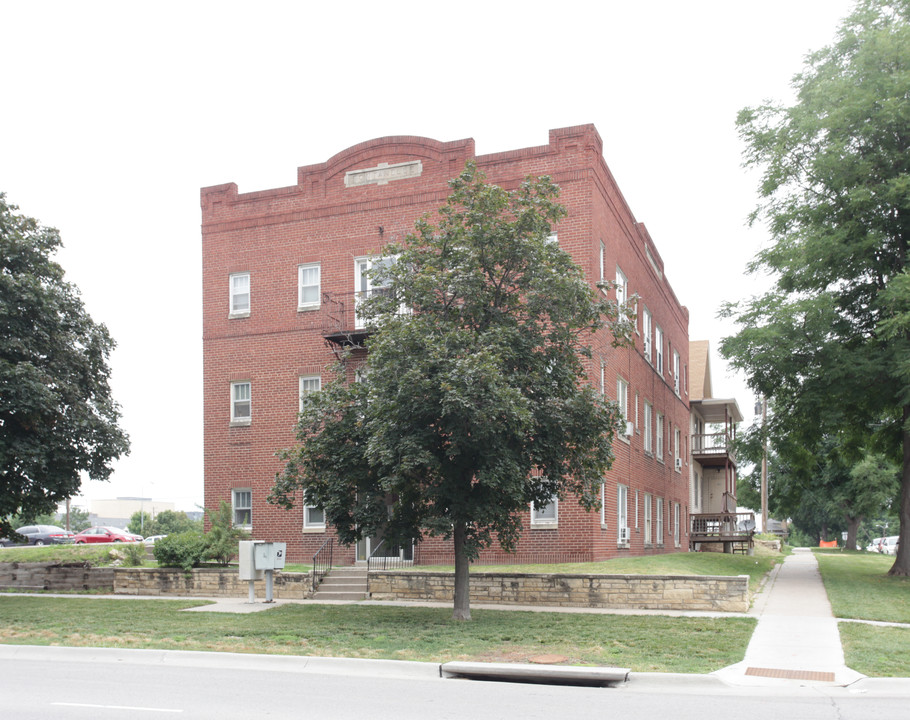 Fontanelle in Lincoln, NE - Building Photo