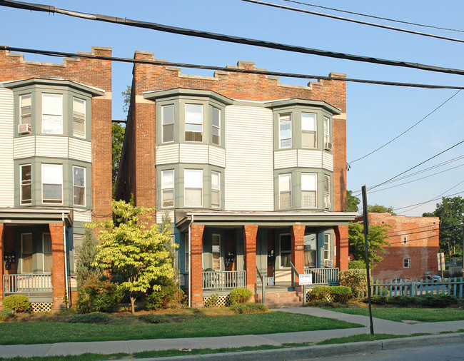 77 Garden St in Poughkeepsie, NY - Building Photo - Building Photo