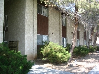 Rock-Land Gardens in Ridgecrest, CA - Building Photo