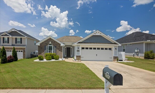 property at 1048 Rosland Cir