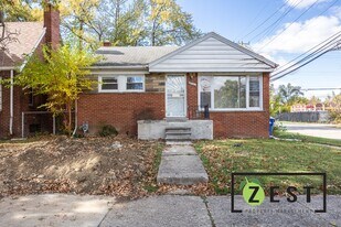 8957 Prest St in Detroit, MI - Building Photo