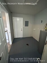 2431-2433 W Arlington Ct in Indianapolis, IN - Building Photo - Building Photo