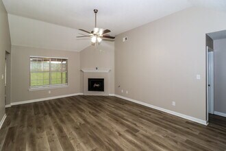 1035 Jessica Lauren Dr in Cordova, TN - Building Photo - Building Photo