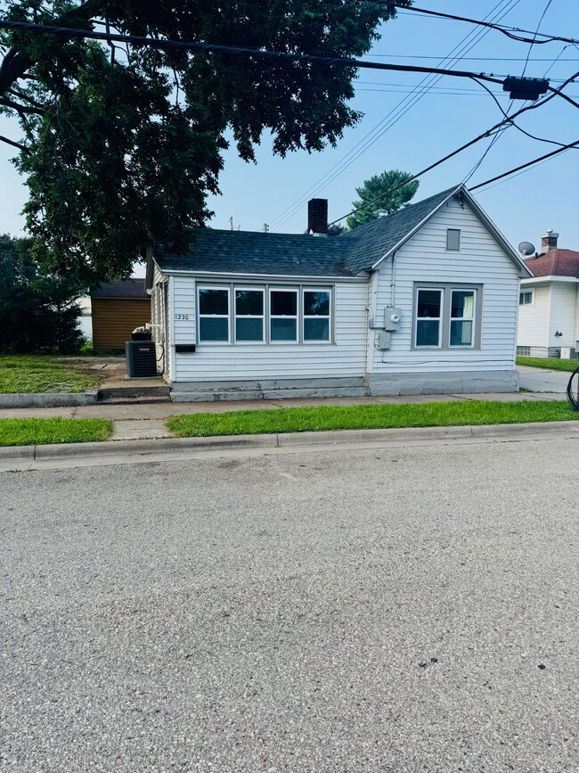 property at 1220 Moore St