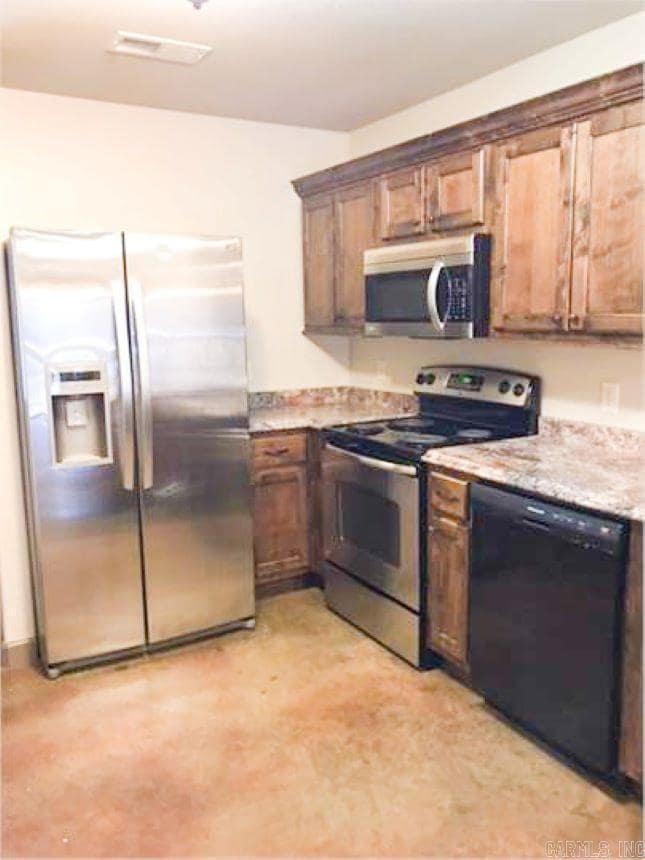 210 Elm St N in Beebe, AR - Building Photo - Building Photo
