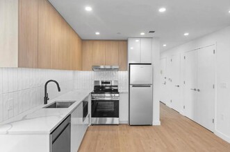 827 Sterling Pl in Brooklyn, NY - Building Photo - Building Photo