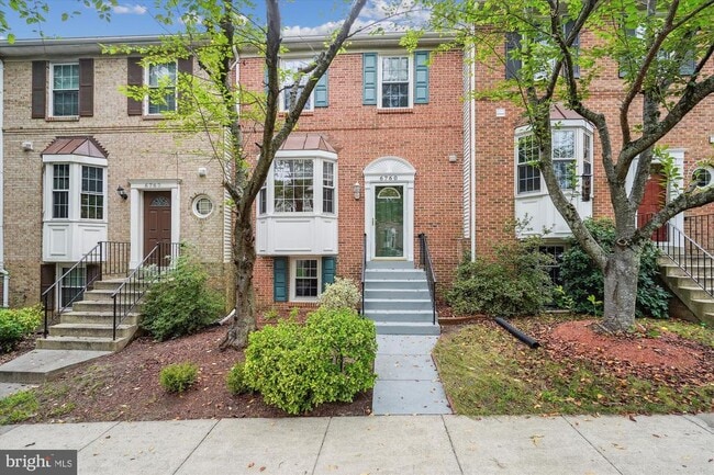 property at 6760 Cardinal Woods Ct