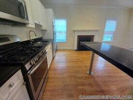 65 Langdon St, Unit 2 in Cambridge, MA - Building Photo