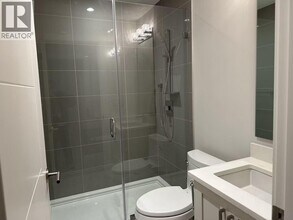 12xx Fulton Ave in West Vancouver, BC - Building Photo - Building Photo