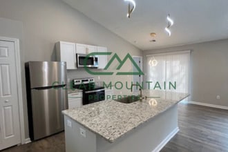7 Egret Ct in Greenville, SC - Building Photo - Building Photo