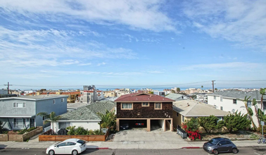 526 Manhattan Ave, Unit A in Hermosa Beach, CA - Foto de edificio - Building Photo