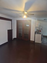 1915 11th Ave, Unit Apartment 2 in Altoona, PA - Building Photo - Building Photo