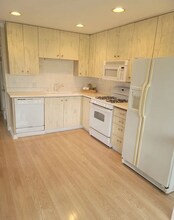 5460 Hyada Blvd NE in Tacoma, WA - Building Photo - Building Photo