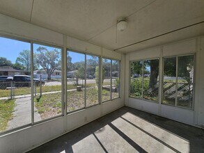 5706 Dr M.L.K. Jr St N in St. Petersburg, FL - Building Photo - Building Photo