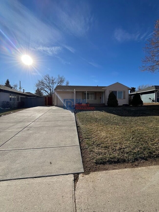 2120 W Gill Pl in Denver, CO - Building Photo - Building Photo