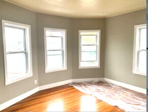 15 Sturtevant Ave in Norwood, MA - Building Photo - Building Photo