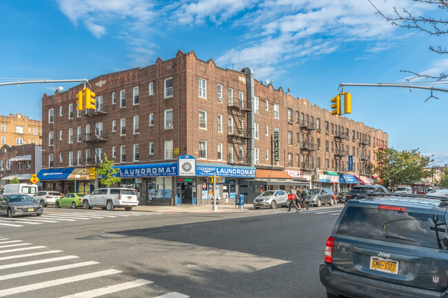 2301-2325 65th St in Brooklyn, NY - Foto de edificio - Building Photo