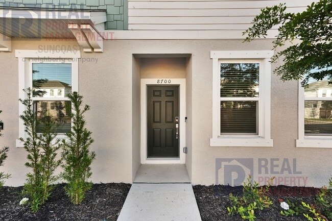 8700 Daybreak St in Sarasota, FL - Building Photo - Building Photo