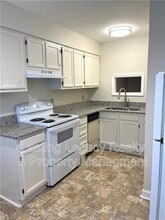 212 Ridge Forest Ct in Winston-Salem, NC - Building Photo - Building Photo