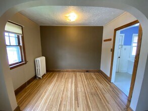 908 E 4th St in Duluth, MN - Building Photo - Building Photo